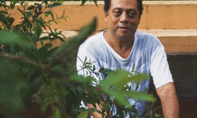 Cantor Rogério Essin se apresenta na Casa do Choro, no Centro do Rio (Foto: Divulgação)