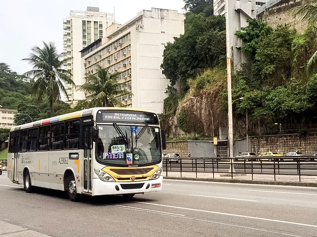 Prefeitura cancela pagamento de subsídio para ônibus flagrados em mau estado de conservação (Foto: Divulgação)