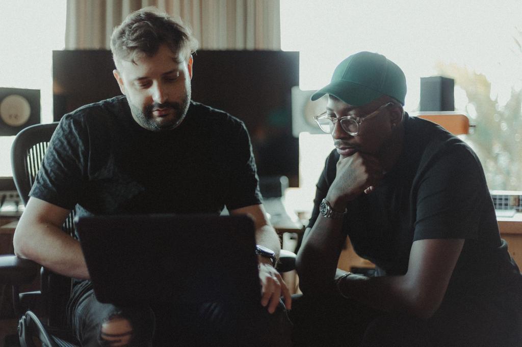 Mumuzinho se une a produtor Eduardo Pepato, vencedor do Grammy Latino, em novo projeto (Foto: Divulgação)