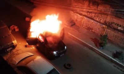 Ônibus são incendiados em Duque de Caxias