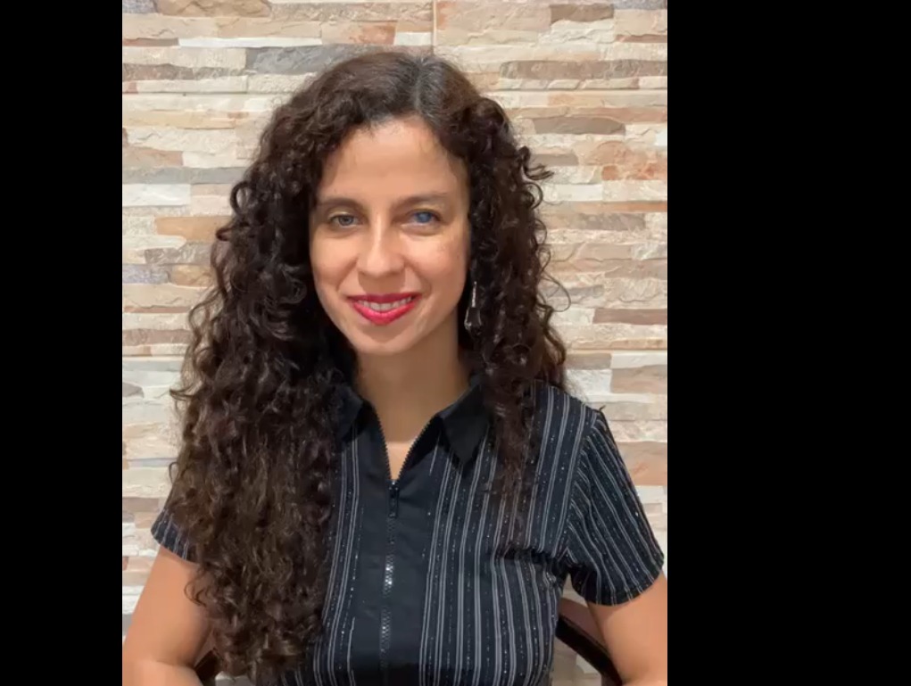 Sara Bentes e Synliga se apresentam no Teatro Rival (Foto: Divulgação)