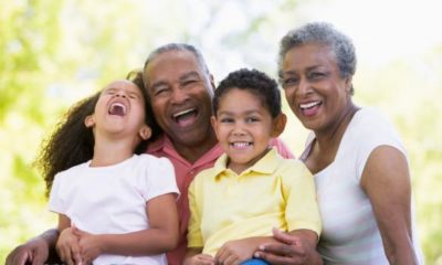 Dia dos Avós: Relação com netos traz benefícios para a saúde (Foto: Divulgação)