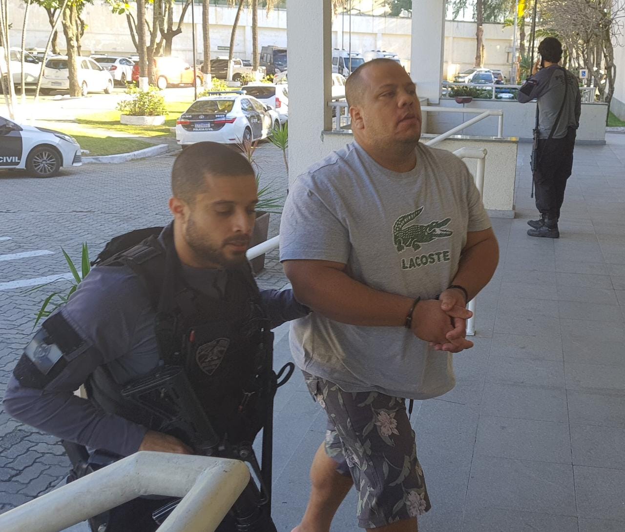 Estelionatários de Goiás escondidos no Rio são alvos de operação da Polícia Civil
