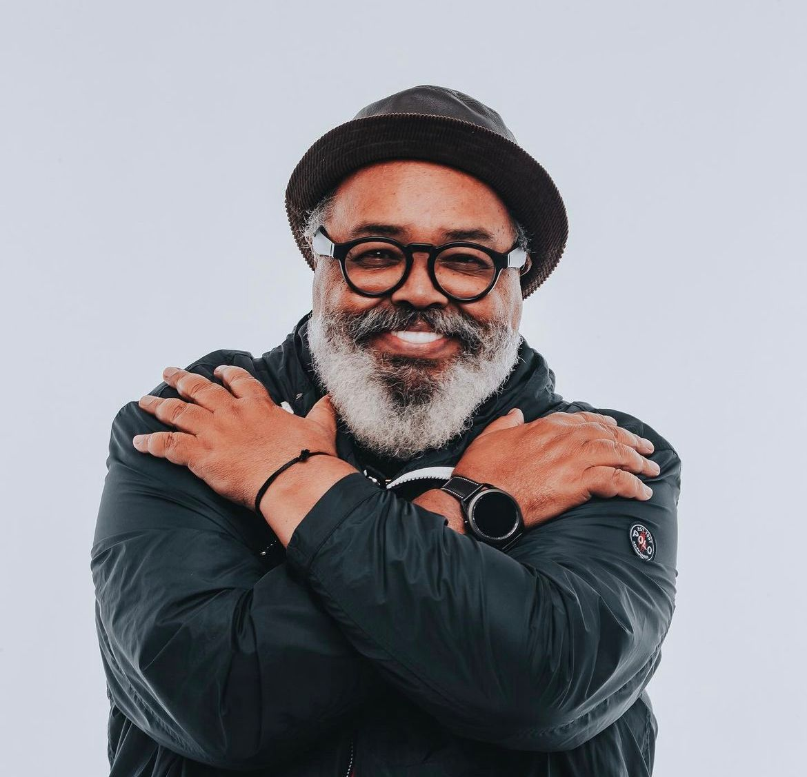 Jorge Aragão recebe alta após quase uma semana internado