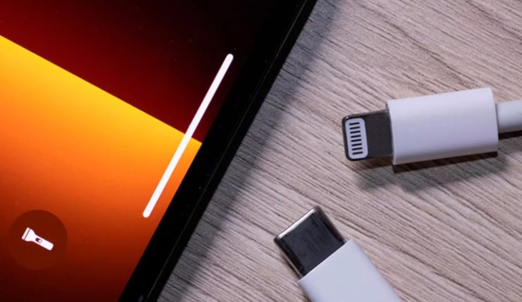 Conector Lightning e USB Tipo-c