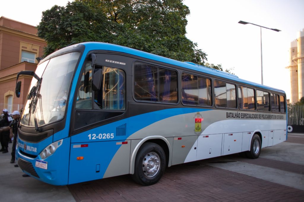 Polícia Militar recebe 900 capacetes para atuar em eventos esportivos