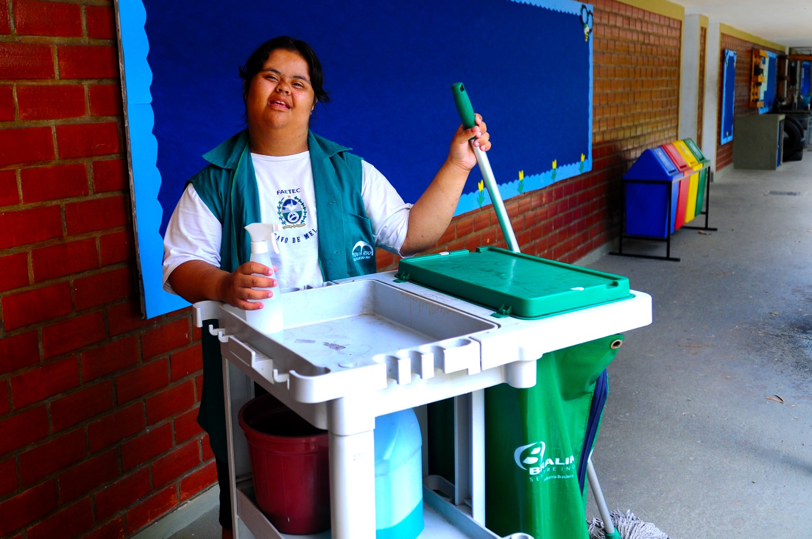 Faetec abre inscrições para ingresso em escola especializada em qualificar jovens com deficiência intelectual