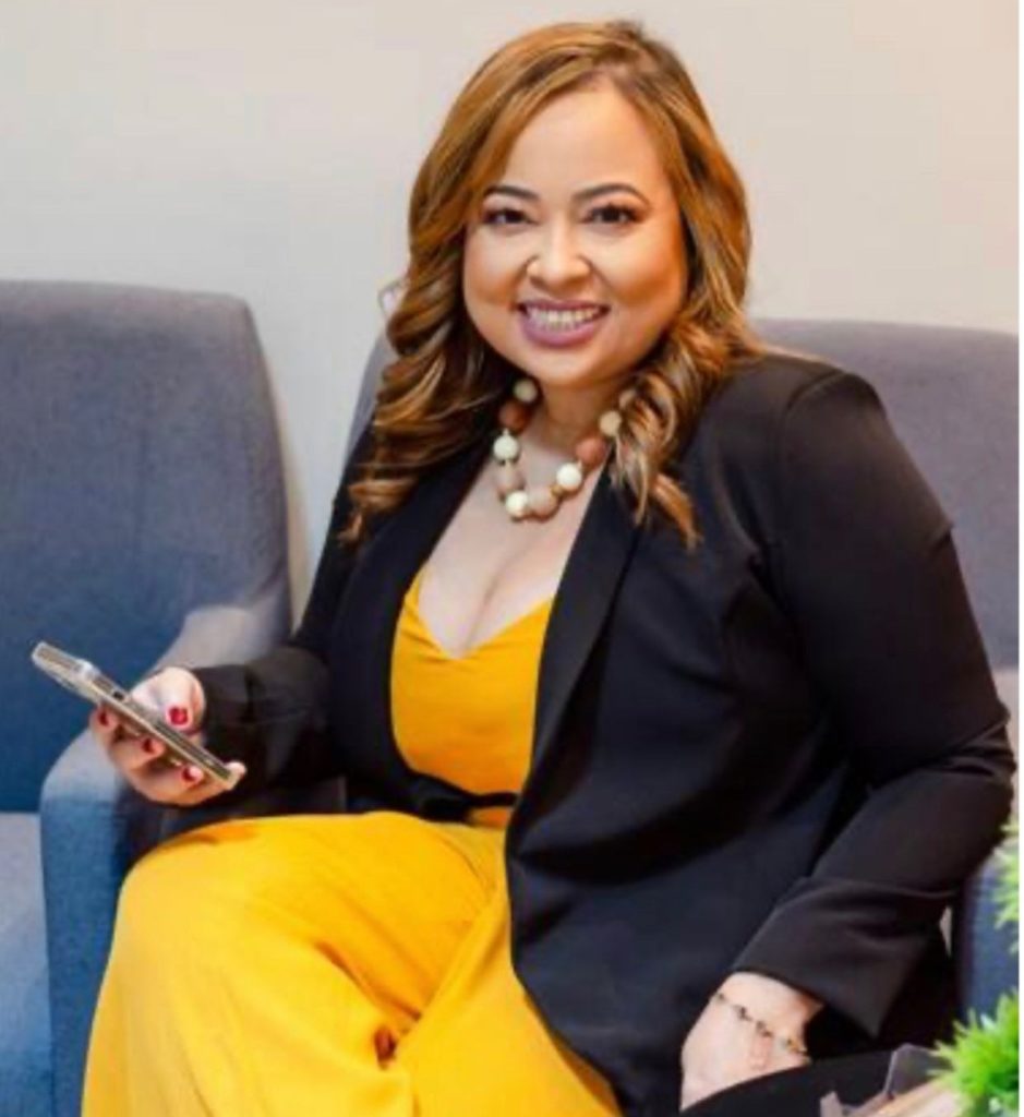 advogada especialista em direito trabalhista e consultora jurídica de RH Cintia Possas