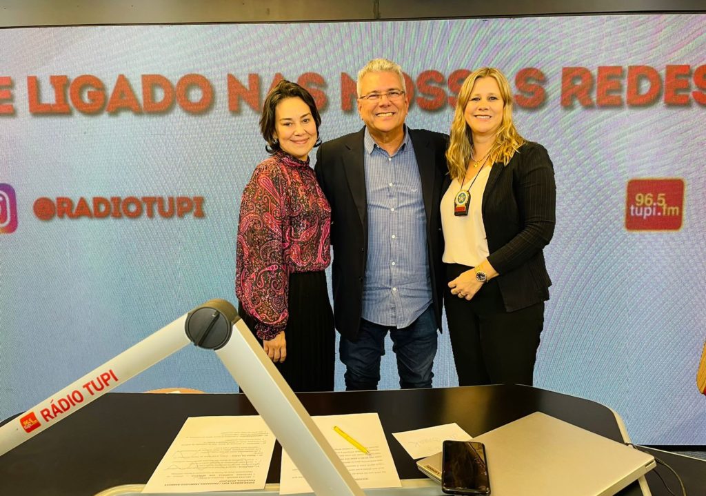 Francisco Barbosa, Secretária de Estado da Mulher, Heloisa Aguiar e Delegada Gabriela Von Beauvois, diretora do Departamento Geral de Polícia de Atendimento à Mulher