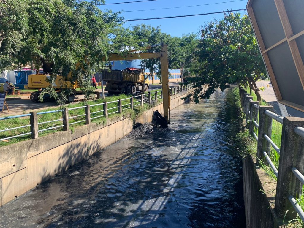 Prefeitura do Rio retira mais de 18 mil toneladas de resíduos de rios da região de Realengo