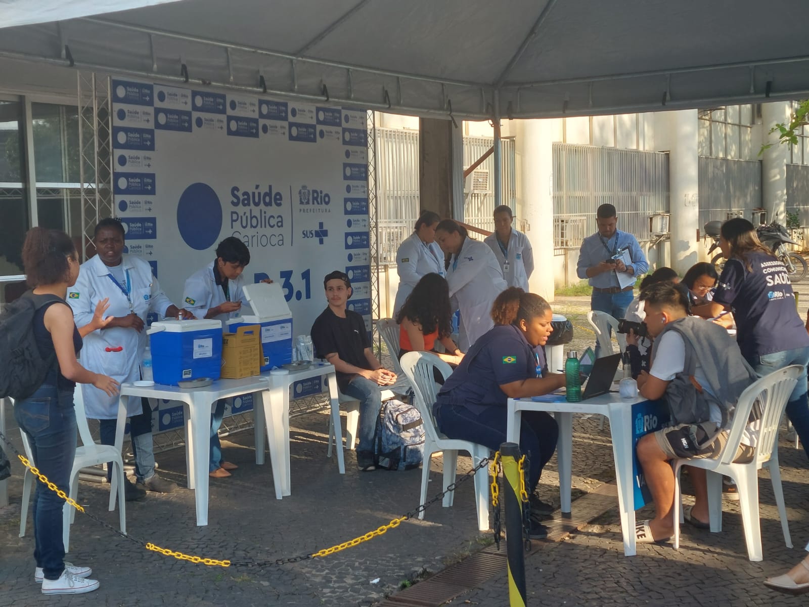 Prefeitura do Rio cria posto de vacinação na Ilha do Fundão