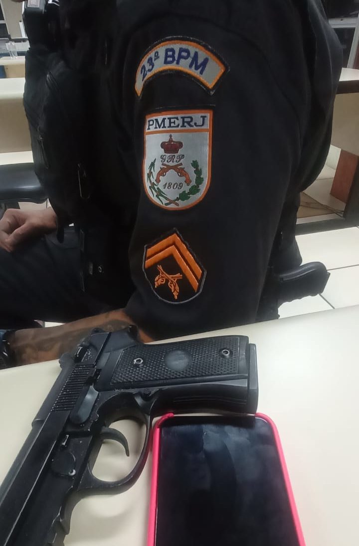 Bandido é preso pela própria vítima na Avenida Vieira Souto