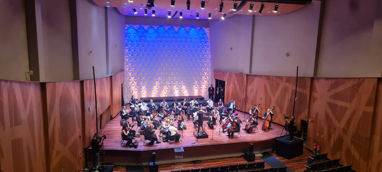 Sala Cecília Meireles recebe pré-lançamento de Escola de Música Cristo Redentor (Foto: Susana Vieira/ Super Rádio Tupi)