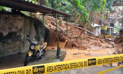 Deslizamento de terra na Rocinha, na Zona Sul do Rio