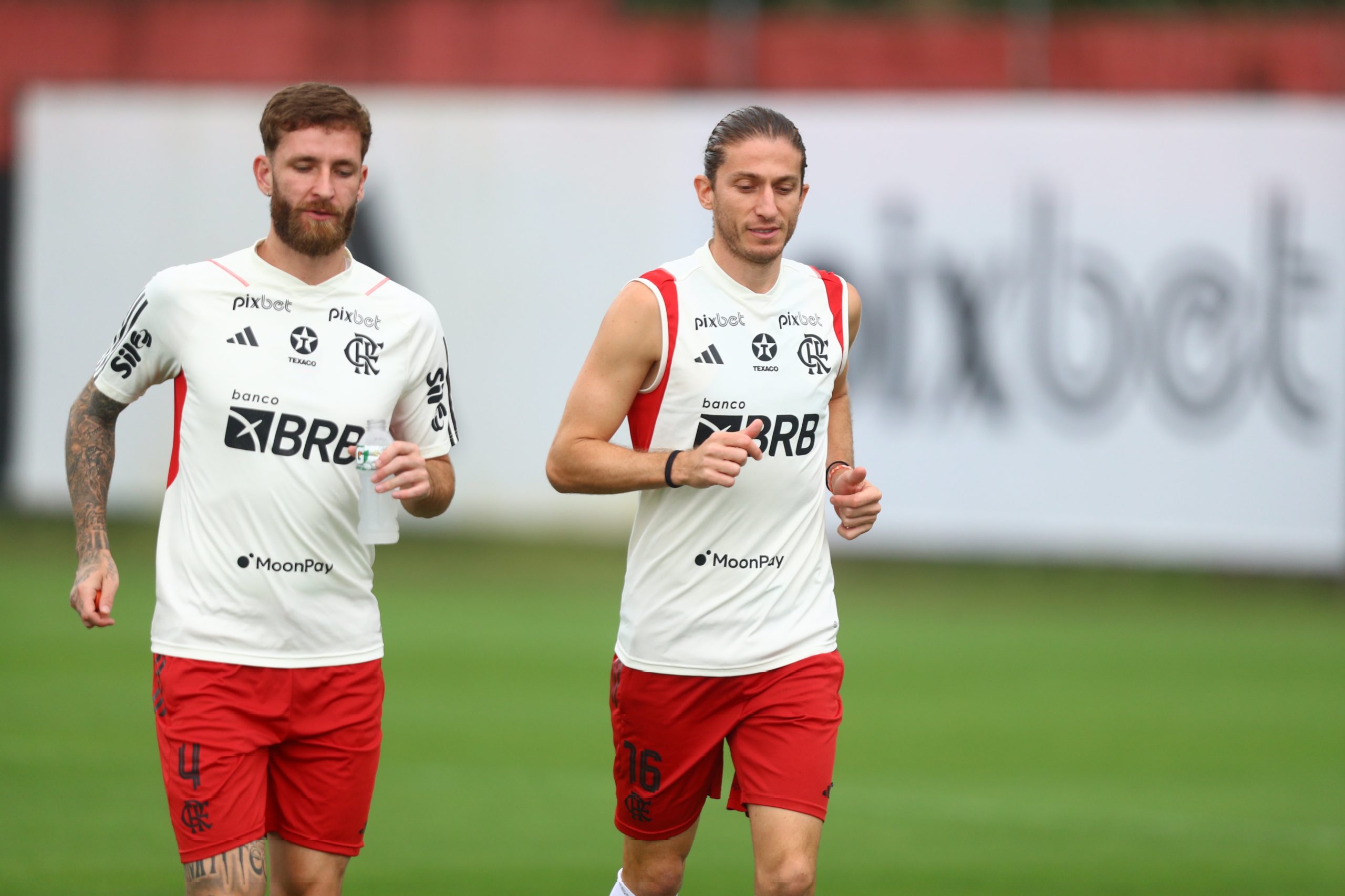 Arrascaeta joga hoje? Os suspensos e lesionados do Flamengo contra