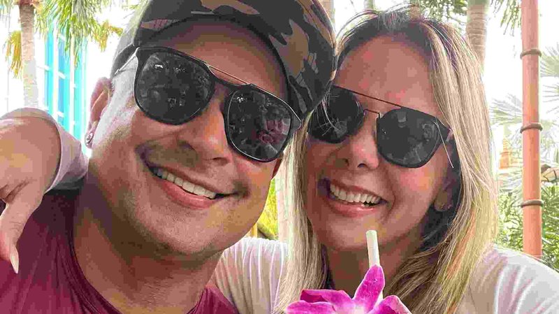 Xanddy e Carla Perez