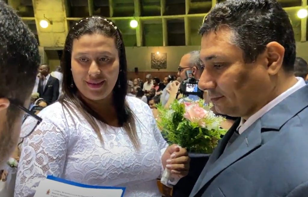 Catedral Metropolitana do Rio realiza casamento comunitário para mais de 200 casais