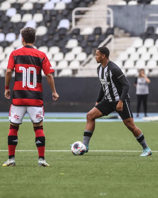 Grêmio e Santos empatam sem gols no Brasileiro Sub-20