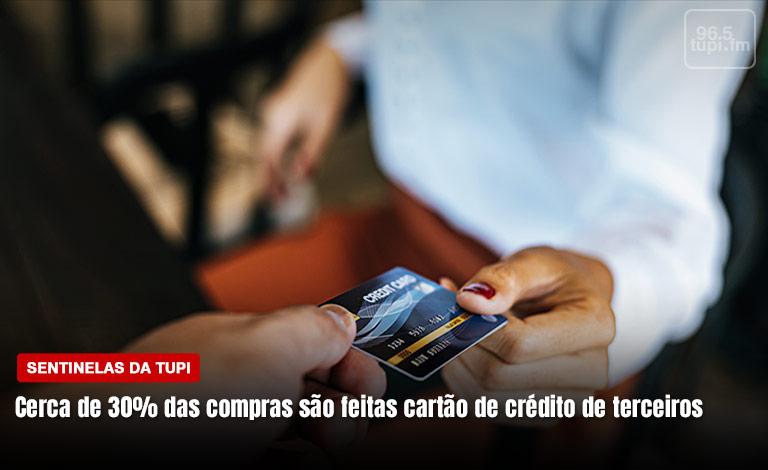 Levantamento aponta que cerca de 30% das compras com cheque, cartão ou crediário, foram feitas utilizando nome de outra pessoa (Foto: Erika Corrêa/ Super Rádio Tupi)
