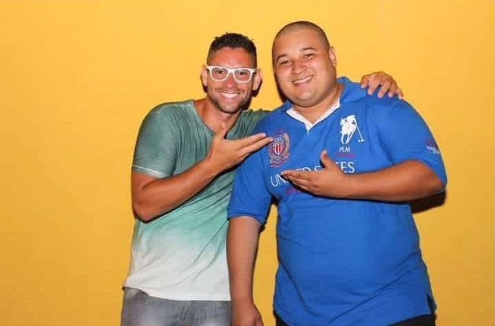 Grupo D'primeira se apresenta no Sambinha Mandarim, na Zona Sul do Rio (Foto: Divulgação)