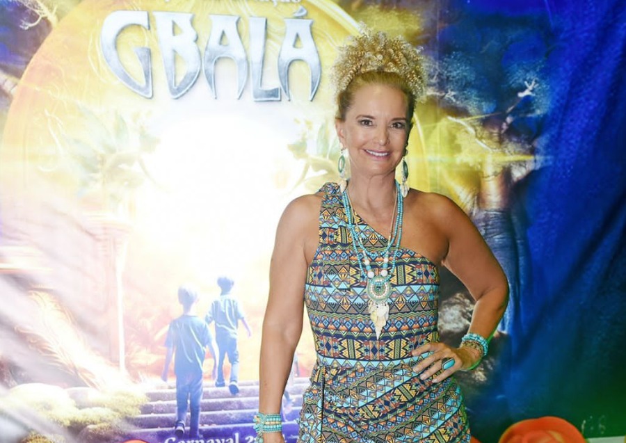 Paula Bergamin marca presença na apresentação de protótipos da Vila Isabel: 'A Vila está linda, está gigante, vem para vencer!' (Foto: Diego Mendes/ Palmer Assessoria de Comunicação)