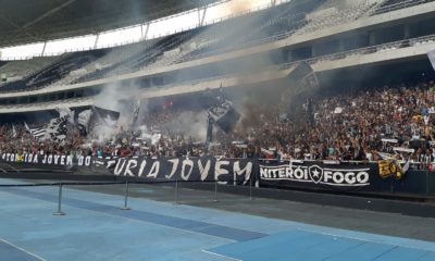 Treino aberto no Nilton Santos