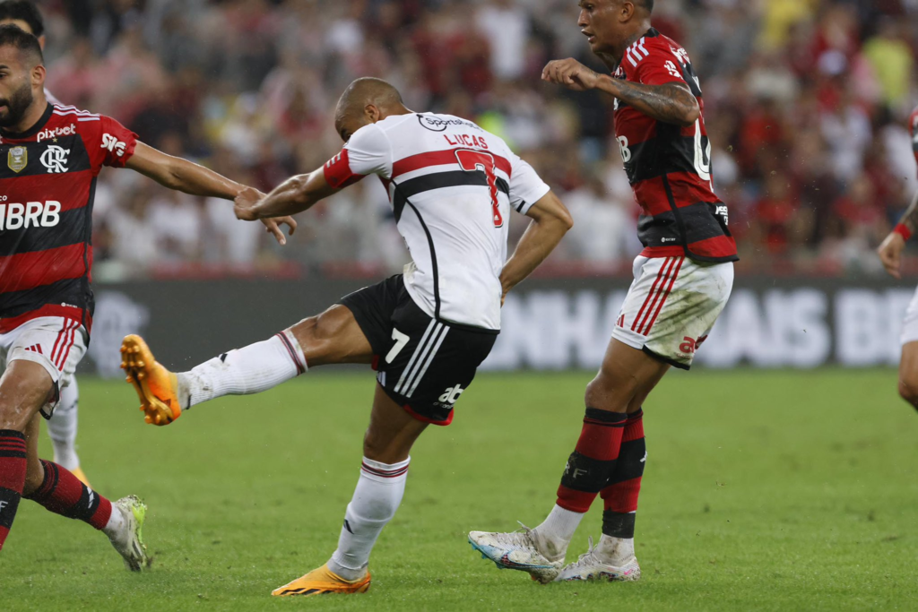 Lucas Moura marcou o gol do único confronto entre as equipes em 2023