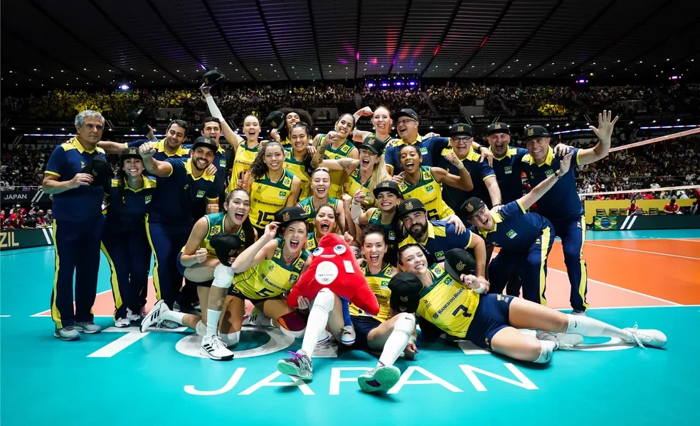 Vôlei feminino: Brasil derrota o Japão no tie-break e garante vaga nos  jogos olímpicos de Paris 2024 - Super Rádio Tupi