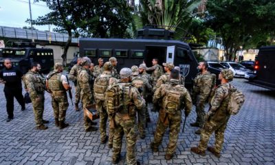 Policiais atuam nos Complexos da Maré, da Penha e na Cidade de Deus