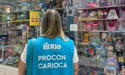 Procon Carioca encontra irregularidades nas vendas do Dia das Crianças em shopping da Zona Oeste