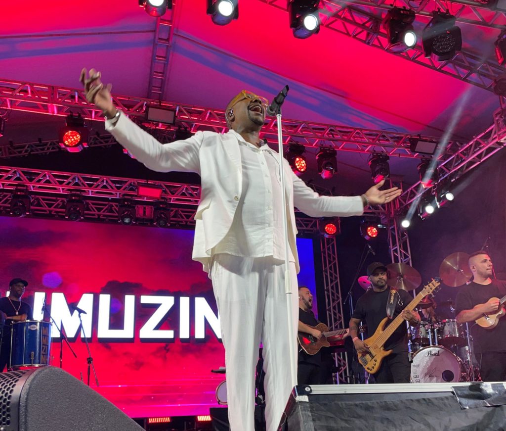 Show do Mumuzinho na Cinelândia em comemoração aos 88 anos da Rádio Tupi.