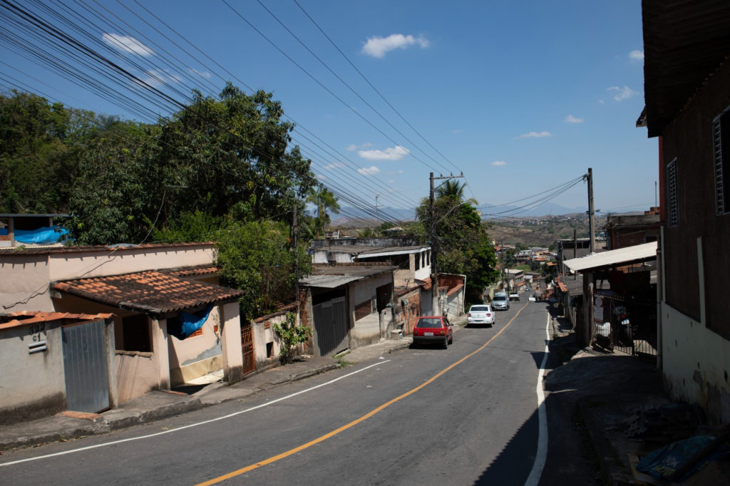 Governo do RJ irá pavimentar ruas de 30 bairros de Barra Mansa