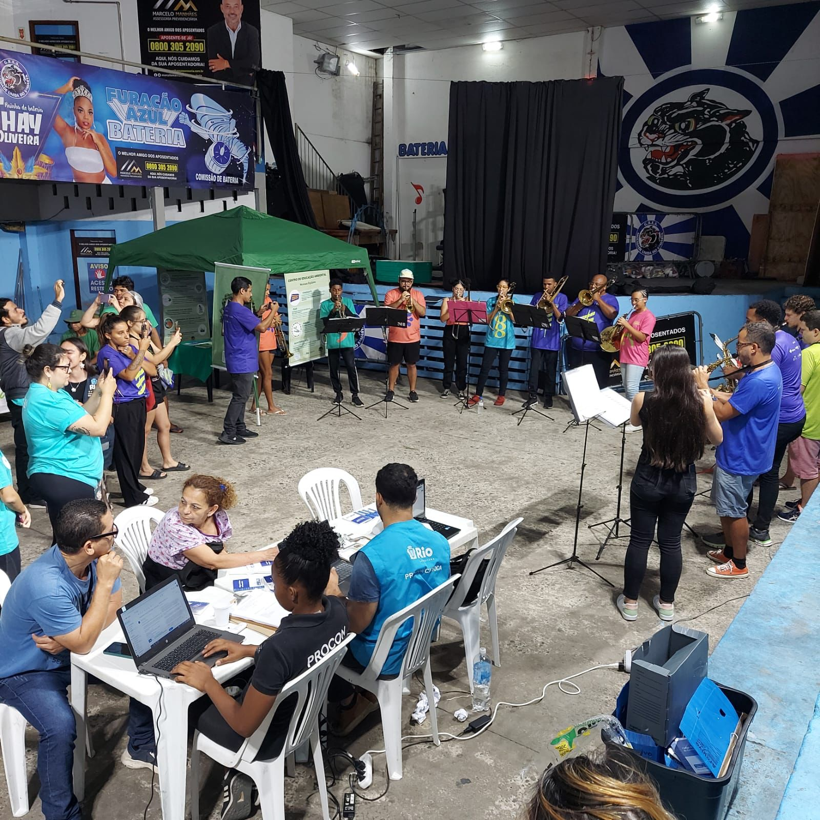 feira de empregabilidade feminina no morro Santa Marta