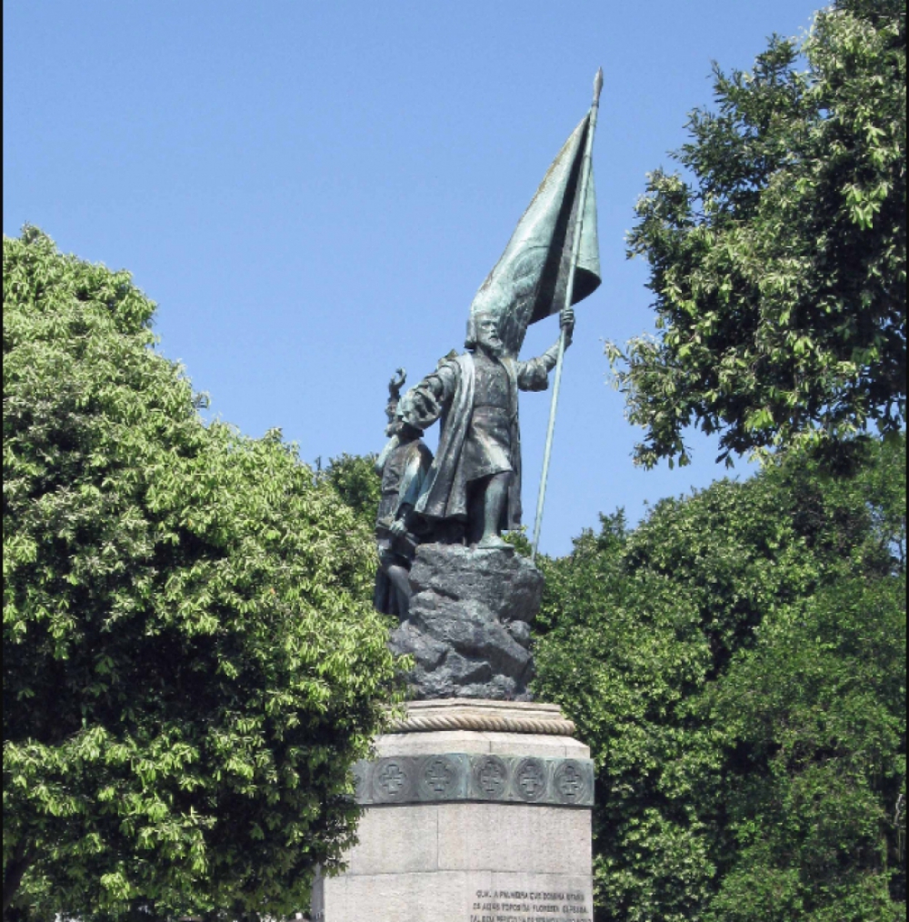 Estátua escravocrata