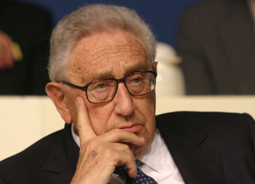 Henry Kissinger morre aos 100 anos