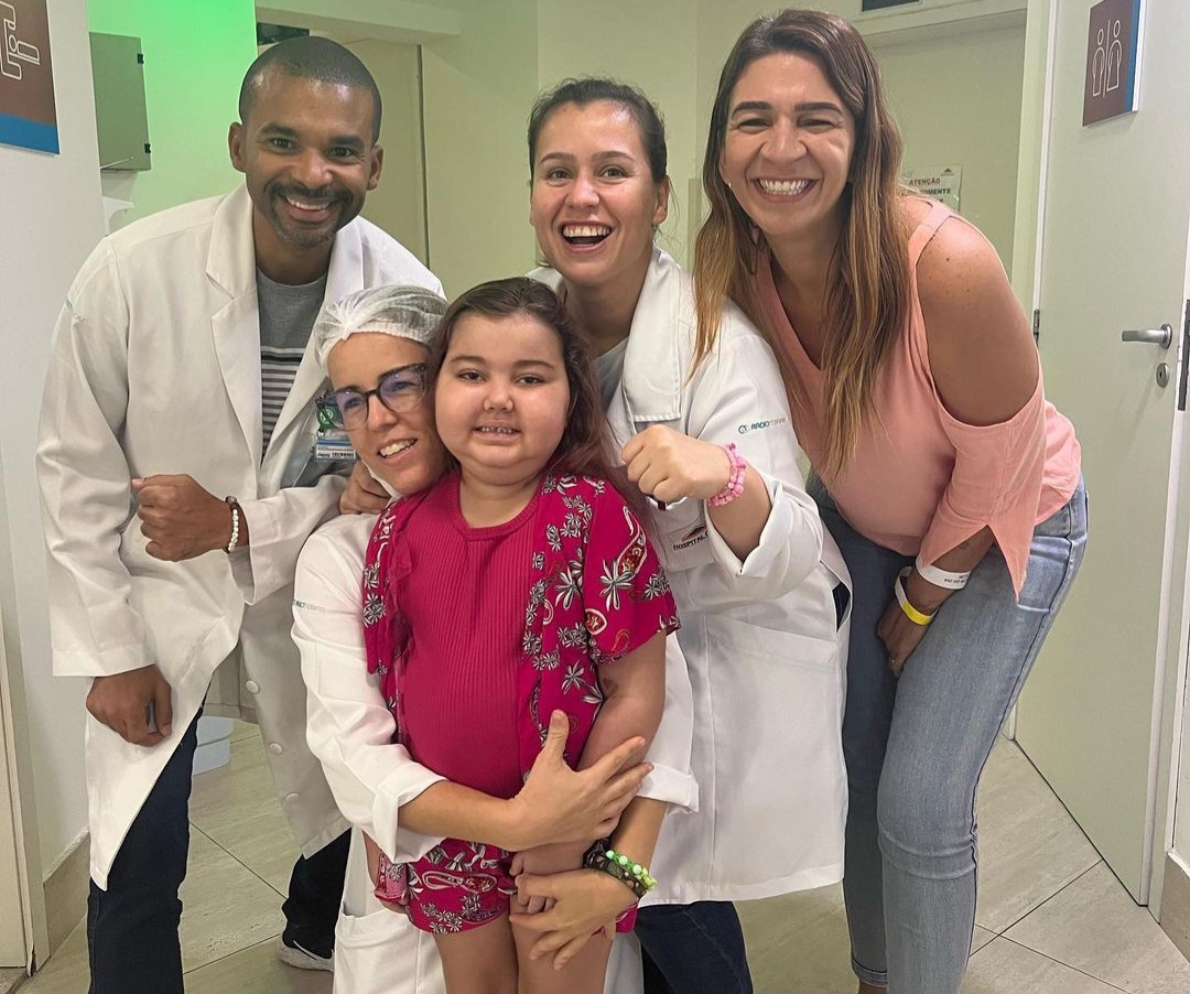 Menina que sofre com câncer raro ganha caminhada de apoio pela cura em Niterói (Foto: Divulgação)