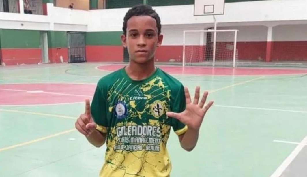 Manifestação marca 3 meses da morte de Thiago Flausino, de 13 anos, na Cidade de Deus (Foto: Reprodução/ Redes Sociais)