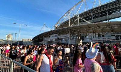 Fãs da banda RBD lotam o Engenhão na expectativa do grande show no Rio (Foto: Fábio Peixoto/ Super Rádio Tupi)