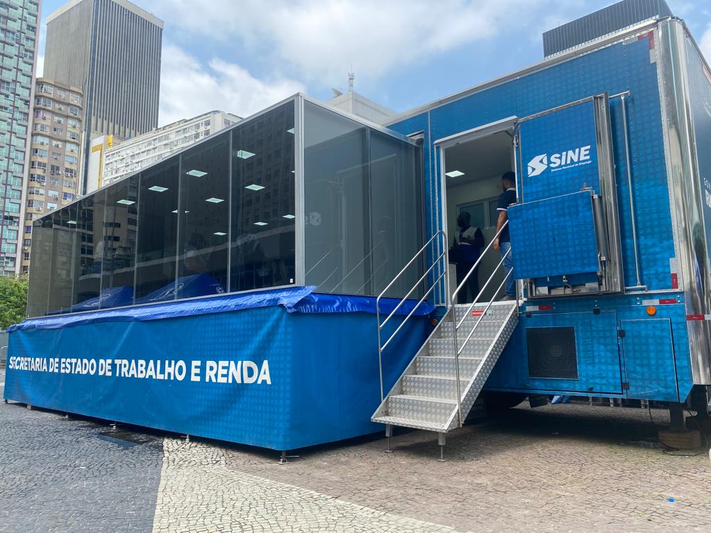 Mega Feirão de Empregos