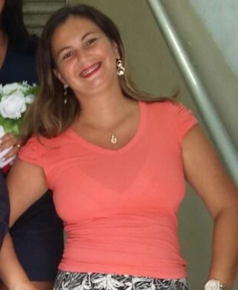 Ligia Mello, de 41 anos. morta após ser atingida pela queda de uma árvore na Avenida Brasil