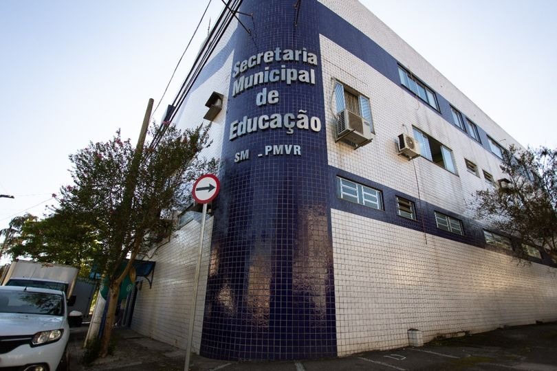 foto escola volta redonda