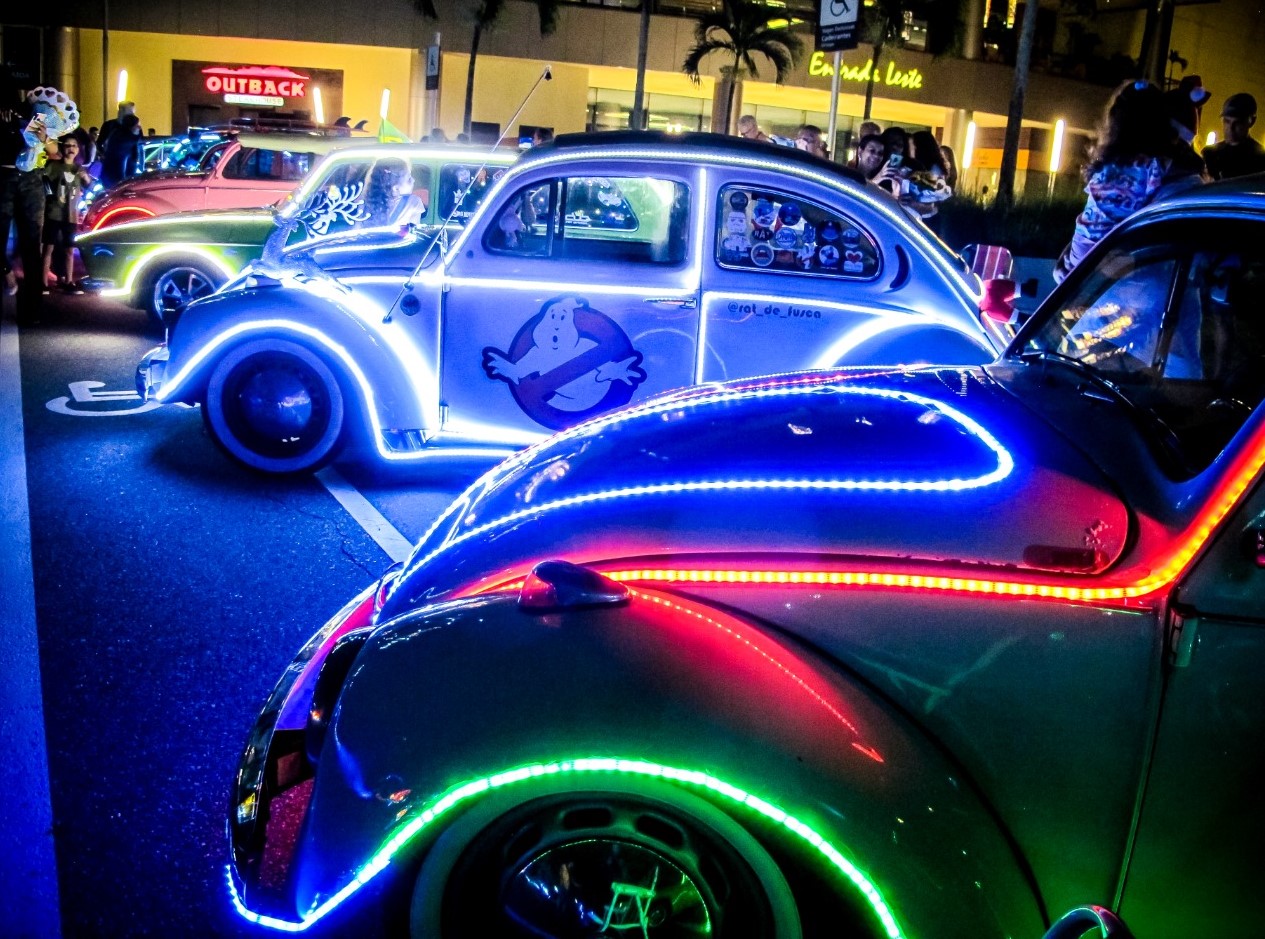 Natal carioca contará com desfile de carros antigos iluminados