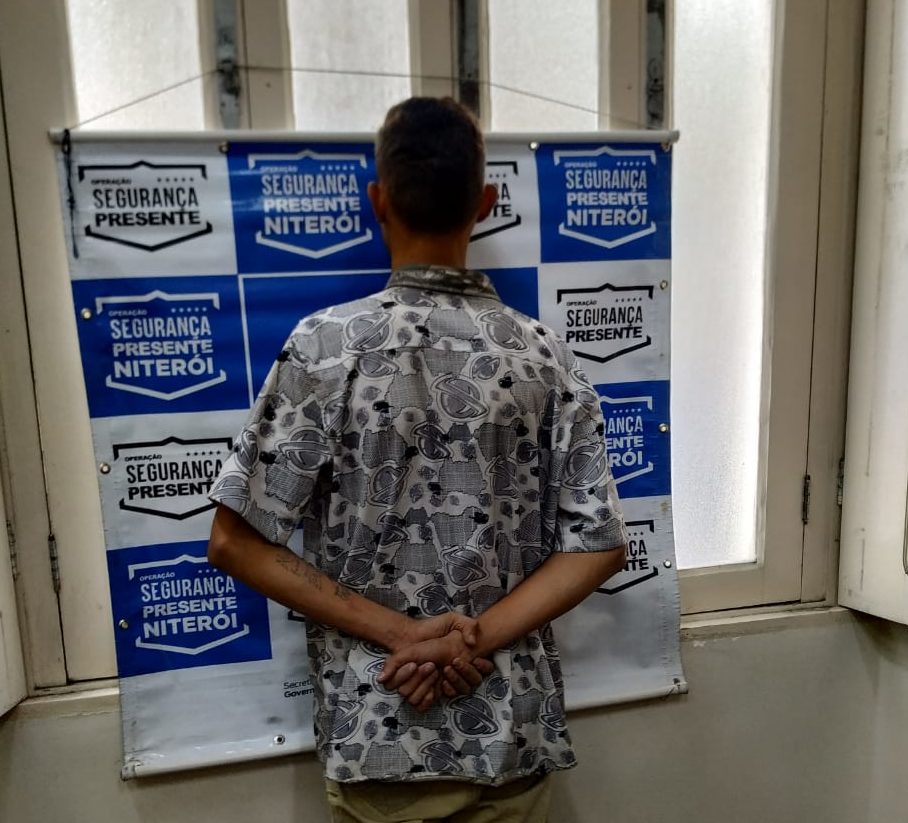 Jovem é detido por dormir em shopping de Niterói para roubar lojas