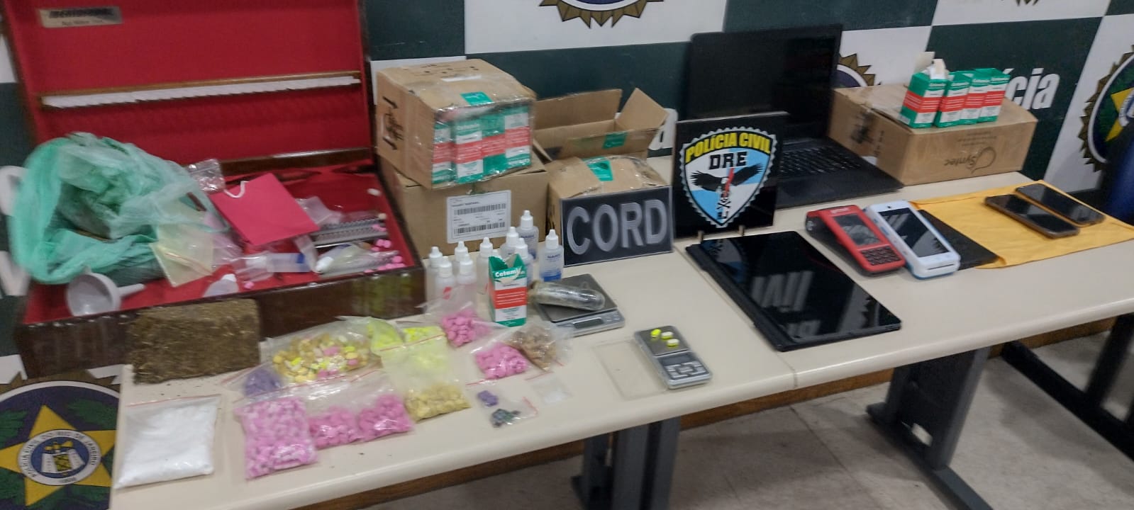 Casal de traficantes interestadual de ketamina é preso em operação conjunta das polícias do RJ e DF