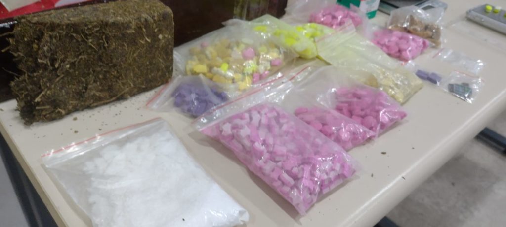 Casal de traficantes interestadual de ketamina é preso em operação conjunta das polícias do RJ e DF 