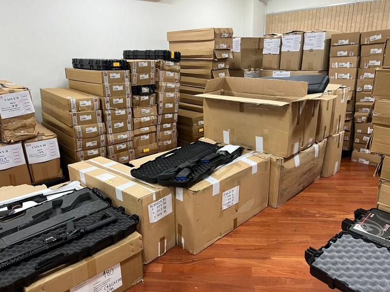 Apreensão feita em ação contra contrabandista que vendia armas para traficantes no Rio