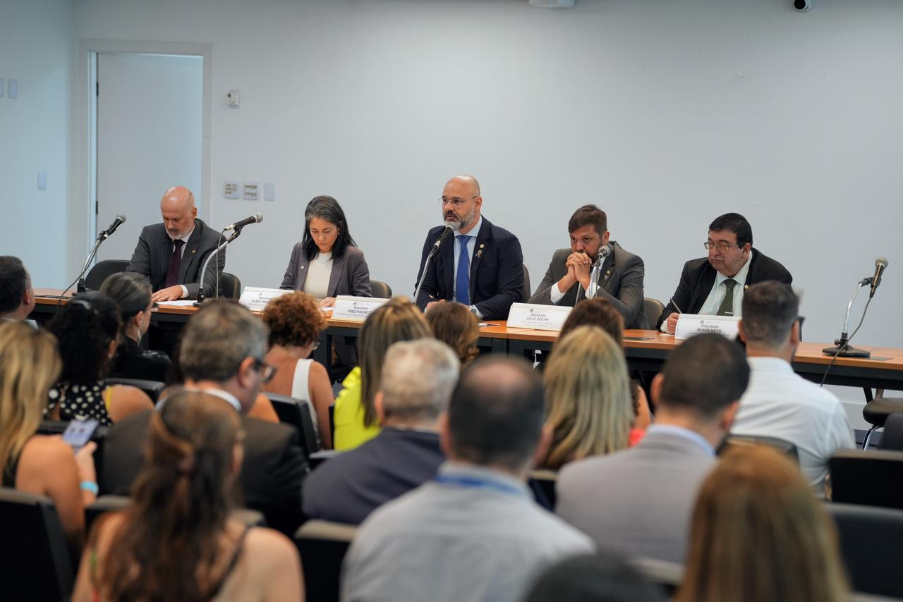 Planos de Saúde na Mira: Audiência na Alerj Revela Contradições nos Lucros e Descumprimentos Contratuais