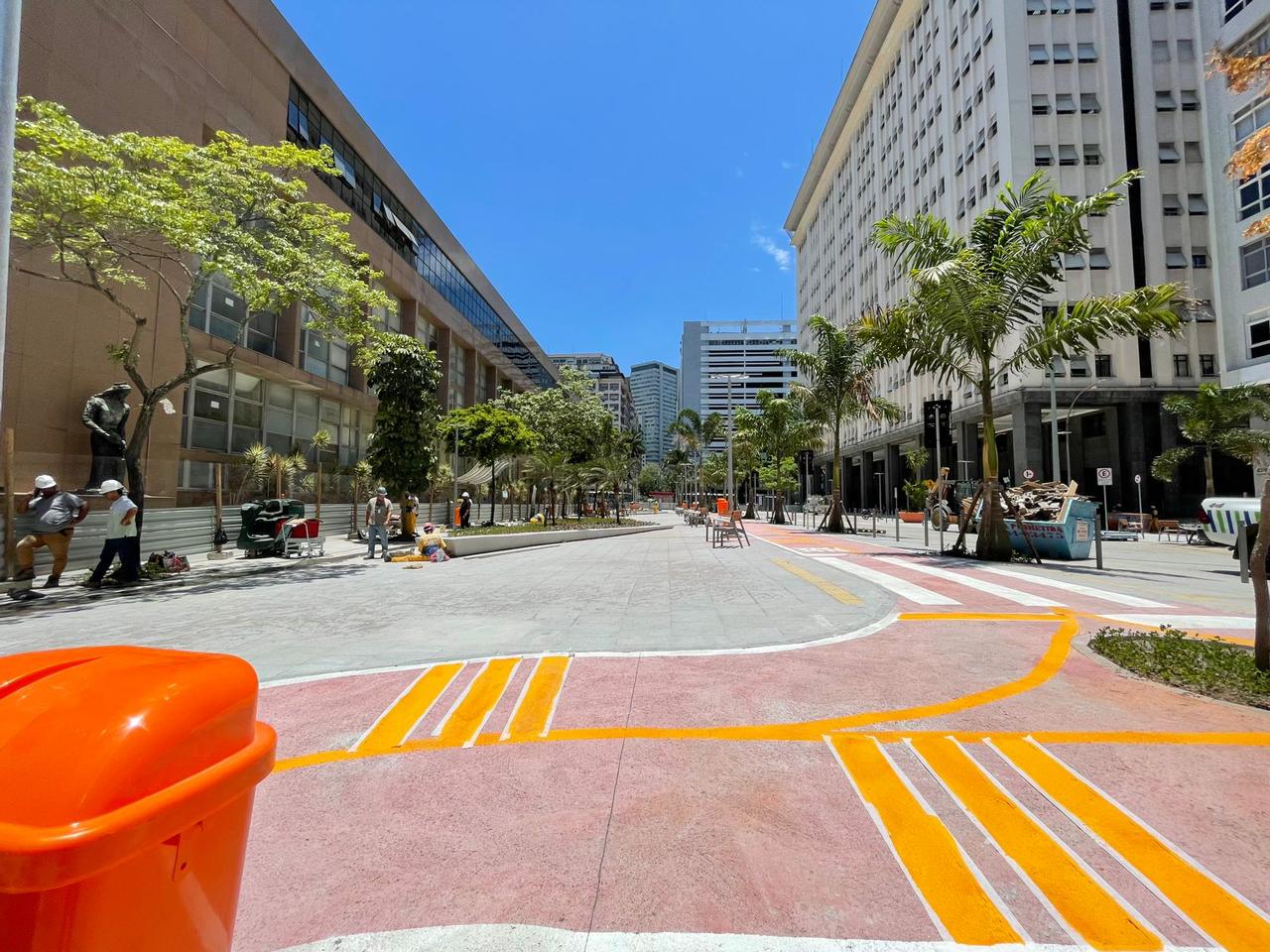 Prefeitura inaugura a Praça da Justiça, no Centro