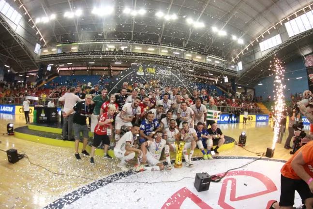 Sorocaba conquista título de campeão mundial de futsal - Agência Sorocaba  de Notícias