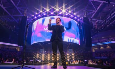 Mais de 15 mil brasileiros se reúnem no Virada Orlando, organizado por André Valadão (Foto: Divulgação)